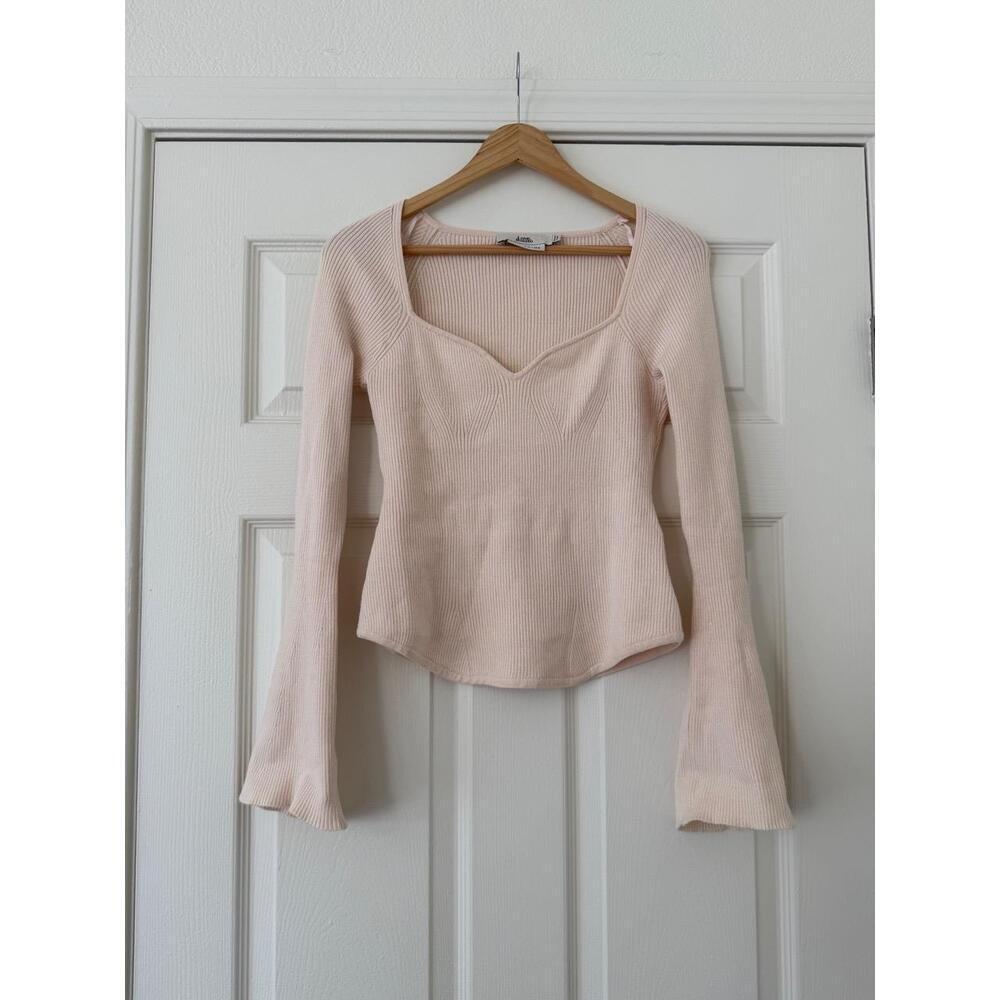 Love Bonito Knit Fitted Sweetheart Top Sweater size 6